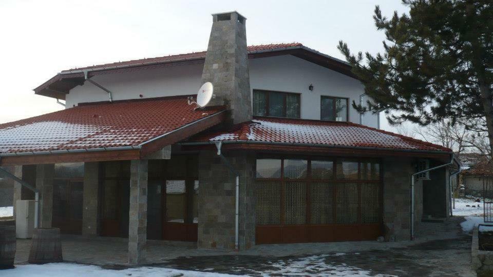 Вила Дъбовец Dubovets Luaran gambar