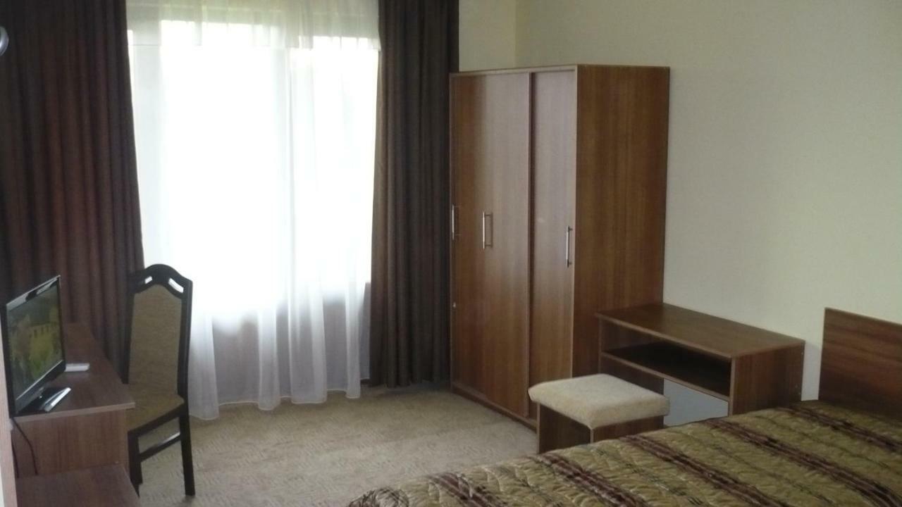 Вила Дъбовец Dubovets Luaran gambar